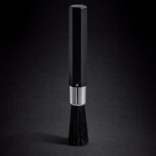 NYTE Cleaning Brush